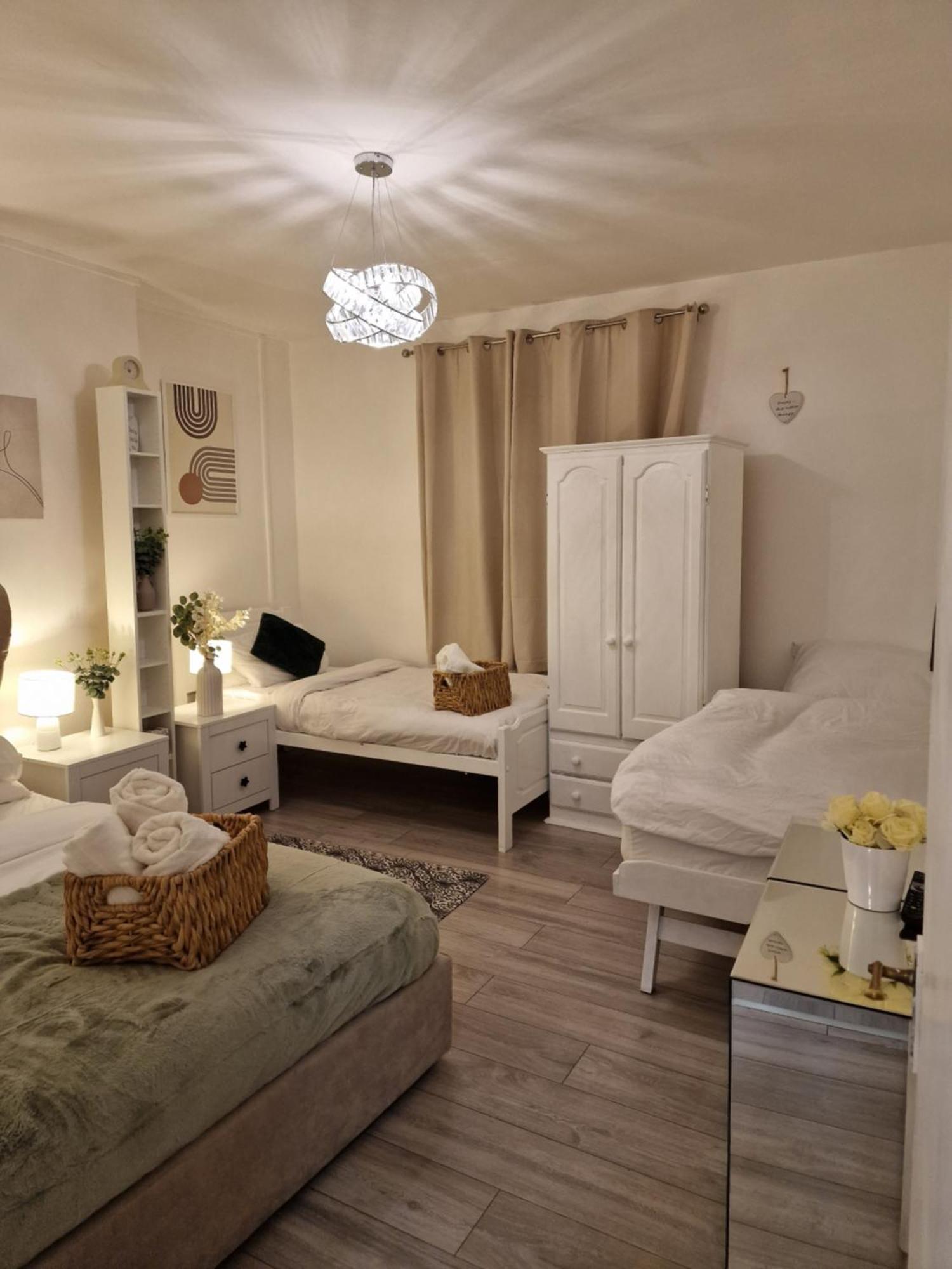 - 1 Bedroom - 1 Bathroom - Wifi