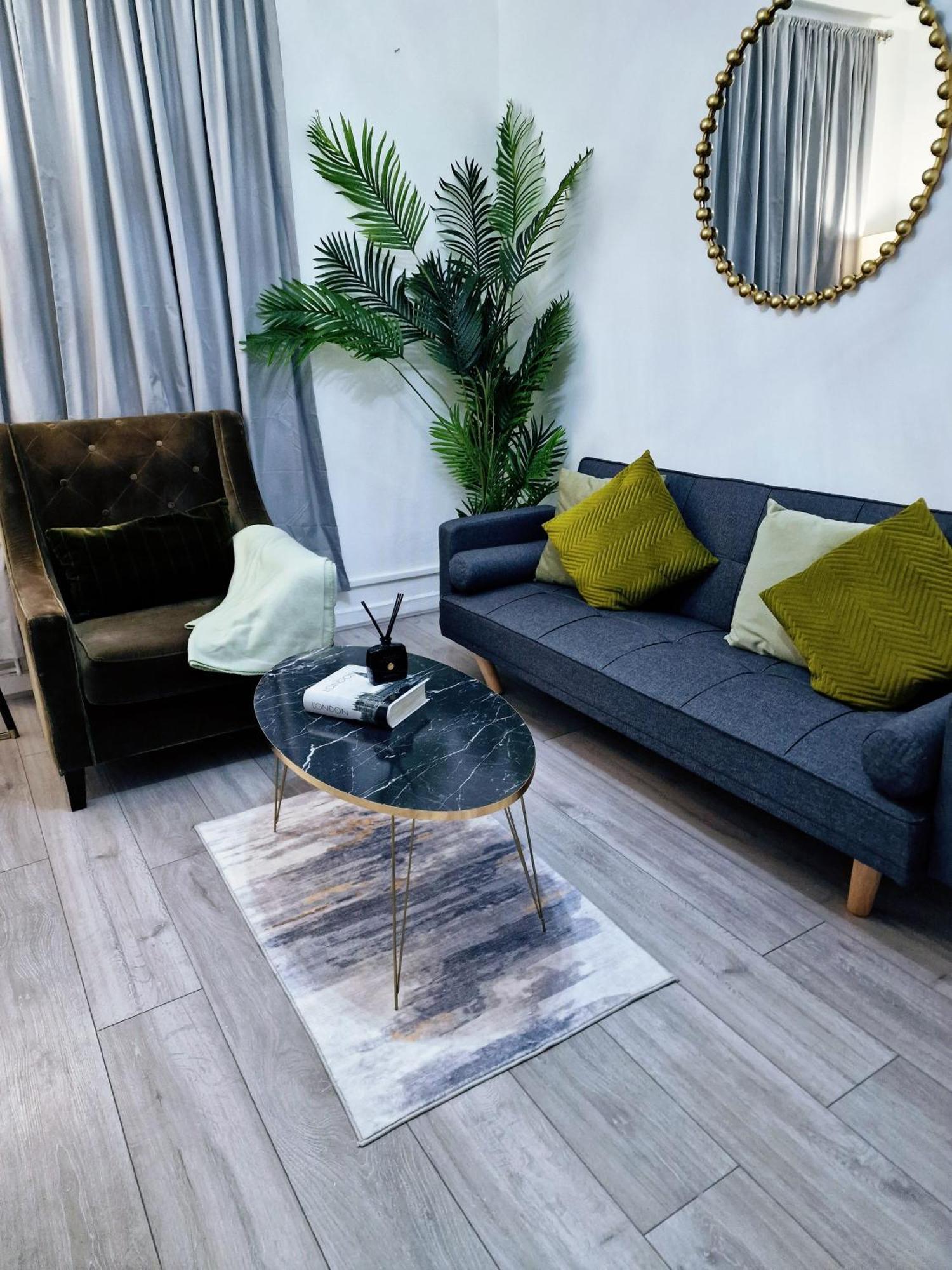 - 1 Bedroom - 1 Bathroom - Wifi Apartment London